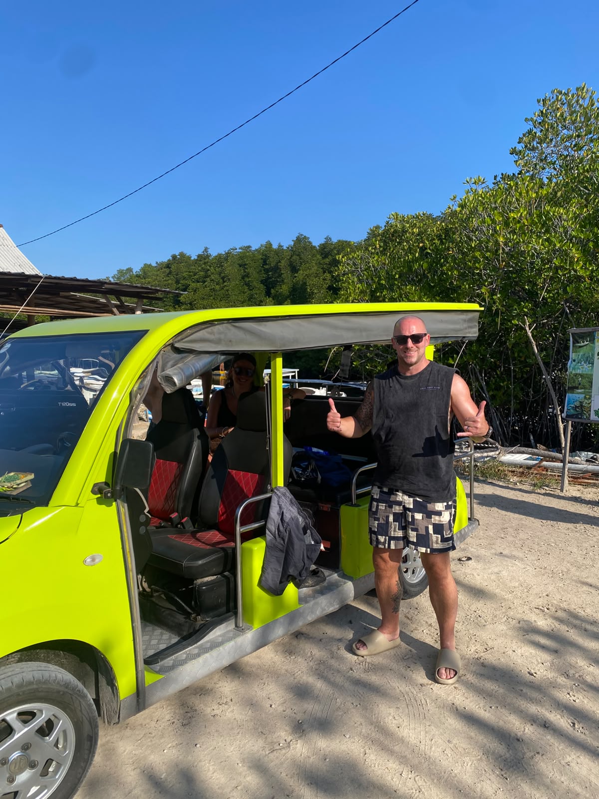 Antar jemput dengan Taxi Mobil